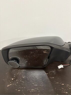 Nissan Altima 13-18 Driver Side Mirror With Blind Spot OEM